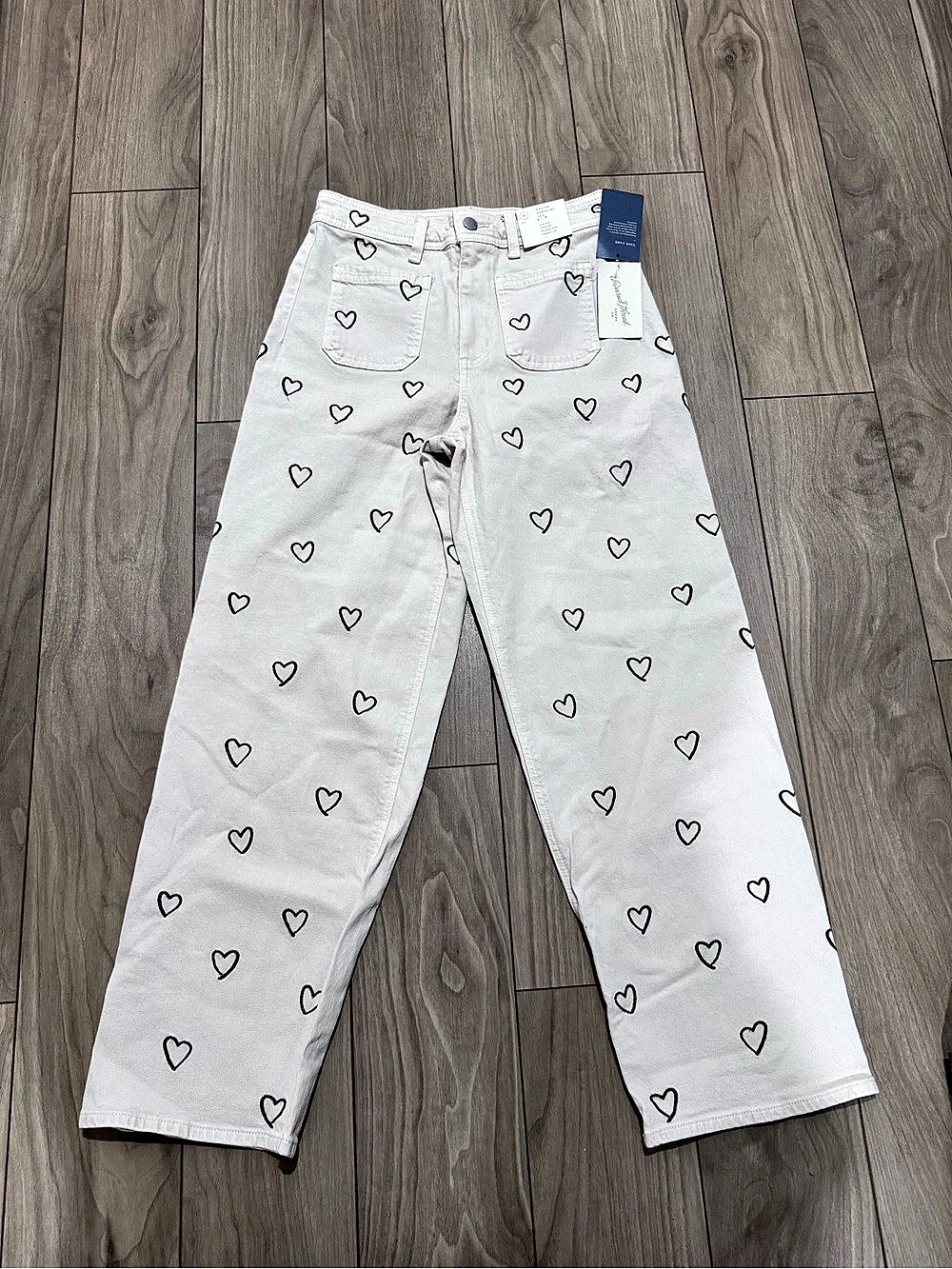 Universal Thread Sailor Straight Heart Jeans Size 6 NWT